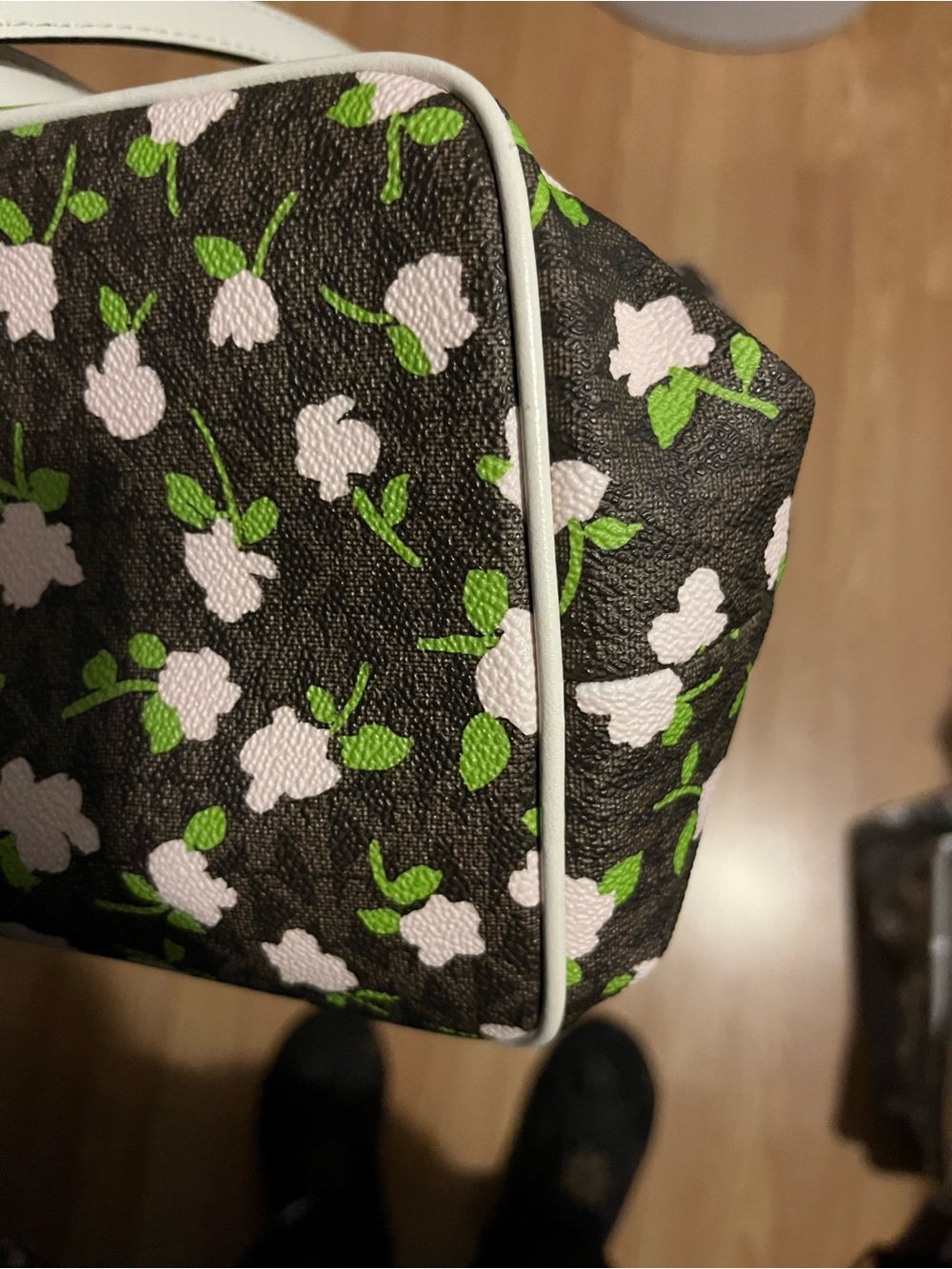NWOT, NEVER USED, Gorgeous Michael Kors Floral Bag - Picture 7 of 7